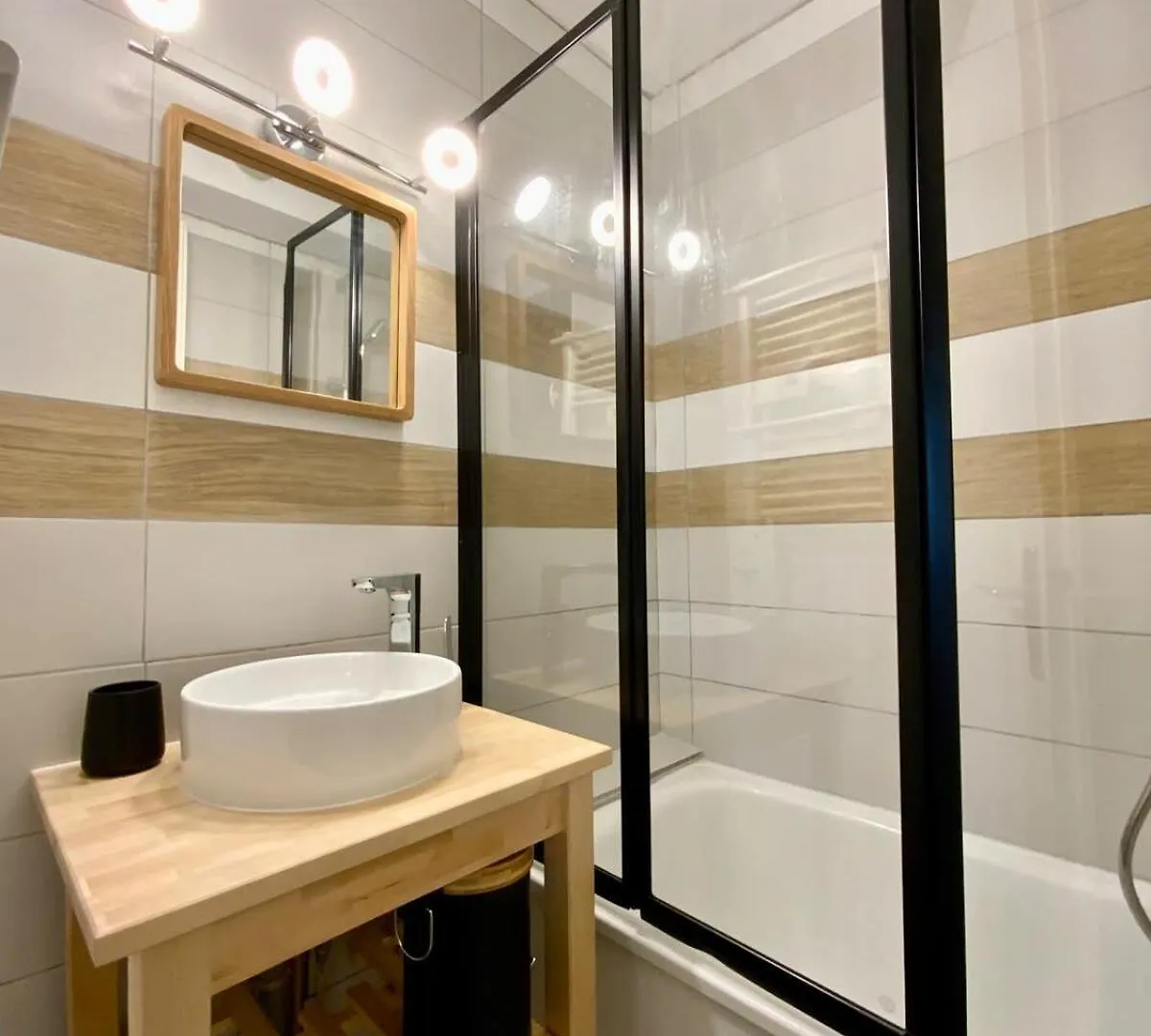 L’Edelweiss- Studio rénové pour 4 personnes ! Chamrousse Сasa de vacaciones